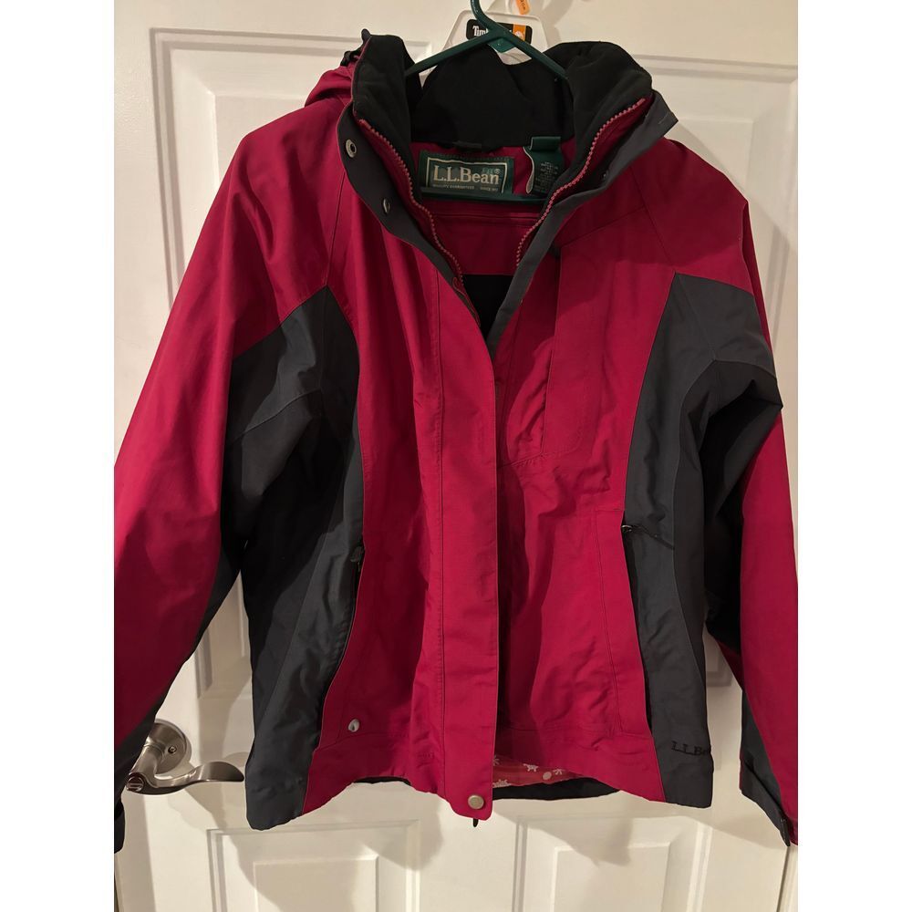 LL Bean Women's‎ Pink Black Coat 
Medium Hooded Windbreaker Raincoat